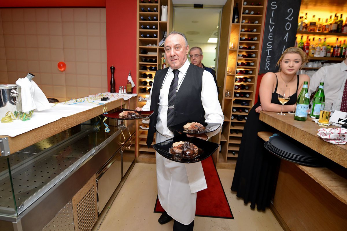 BAR ITALIA GRUENWALD - SILVESTER 2014 Fotoagentur Sofianos Wagner Muenchen 2015